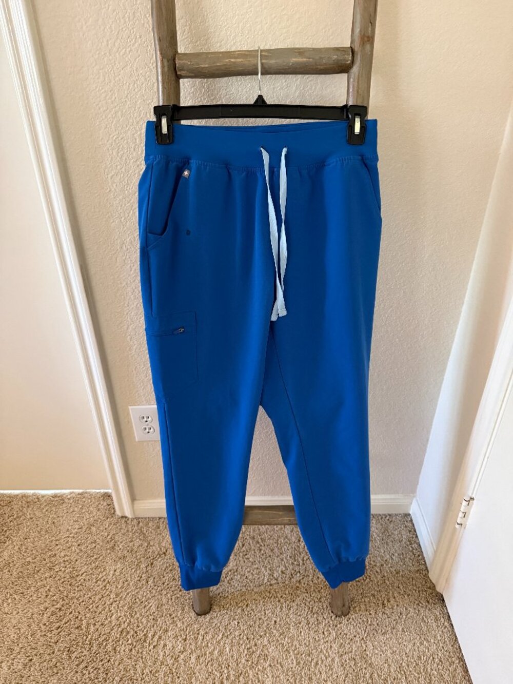 FIGS Royal Blue Zamora Jogger Scrub Pants Size M